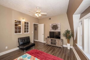 Apartamento, varias camas, cocina | Interior