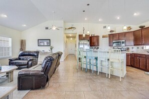 TV - Waves, sunsets, and memories made – The Coast House is where the magic happens. (Port Aransas)