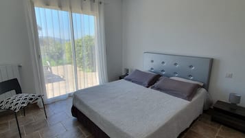 1 chambre, fer et planche Ă repasser, lit parapluie, Wi-Fi gratuit