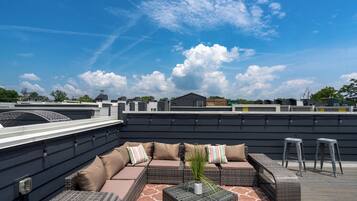 House, Multiple Beds, Kitchen | Property grounds