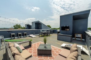 House, Multiple Beds, Kitchen | Property grounds - Nashville Oasis (Nashville)