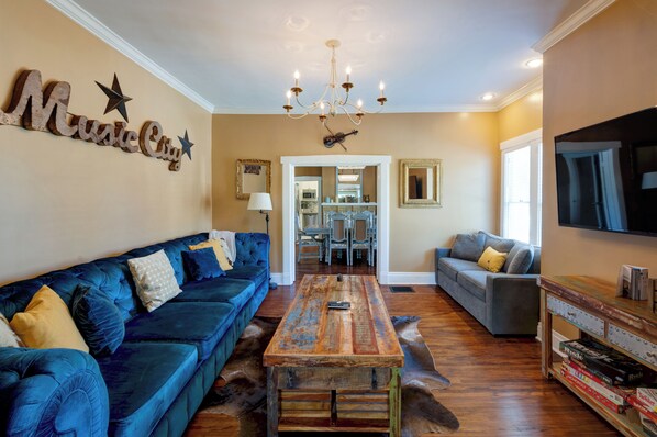 Living area - Nashville White House (Nashville)