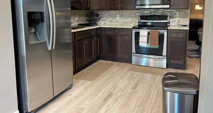 Melbourne, FL Home-Away From Home - Eau Gallie District