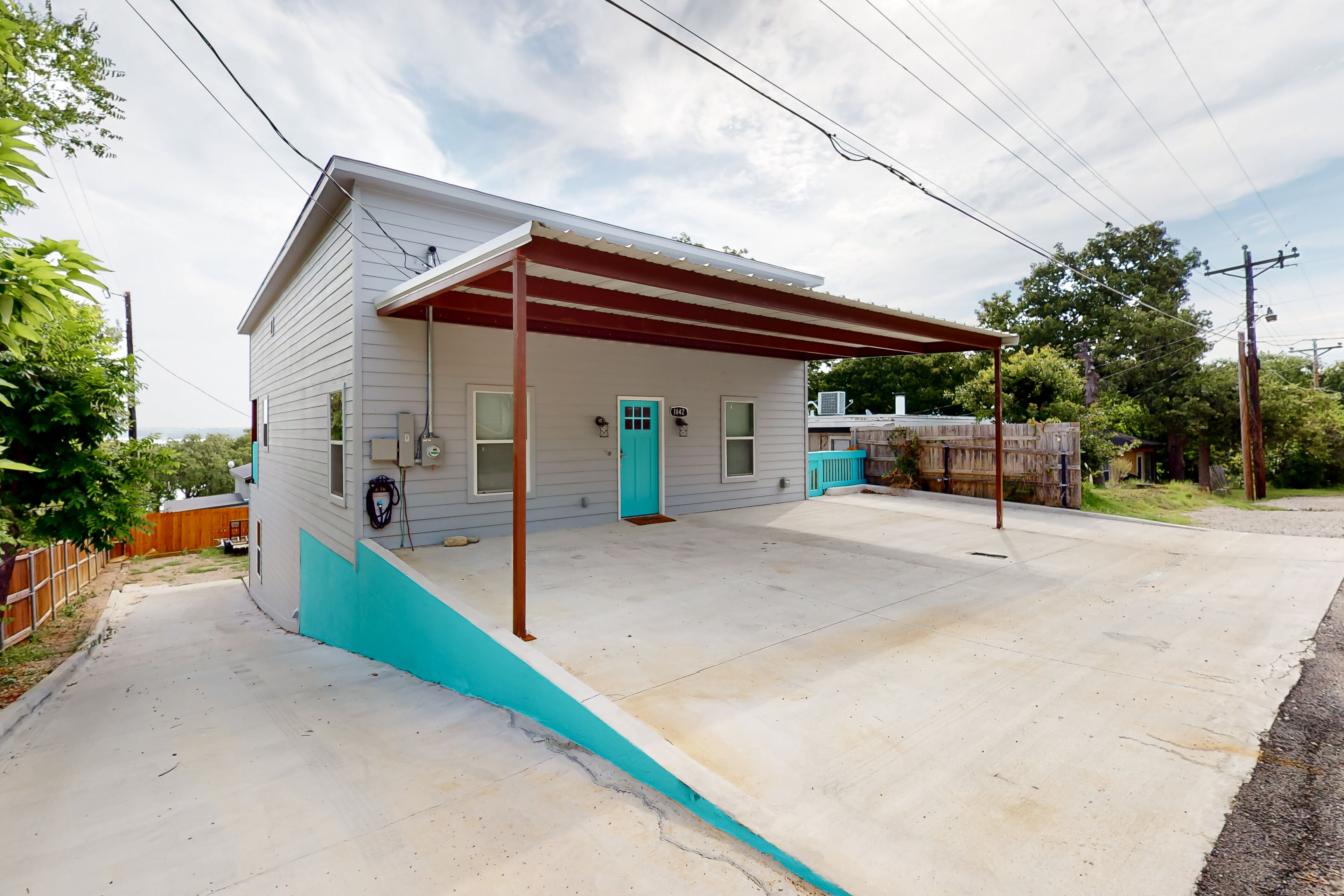 Pura Vida Texoma, Unit B | House in Gordonville