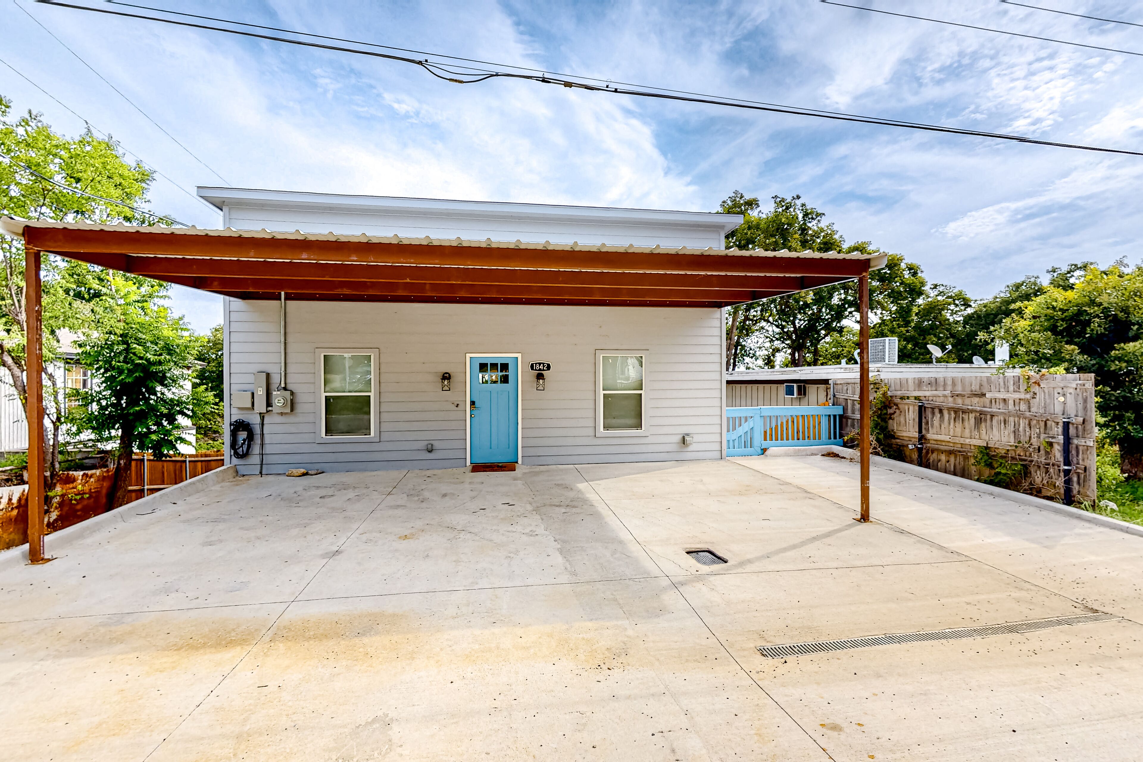 Pura Vida Texoma, Unit A | House in Gordonville