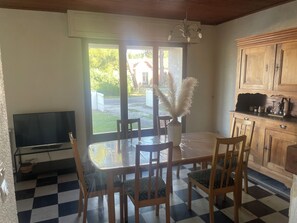 Dining - Familiales (Soulac-sur-Mer)