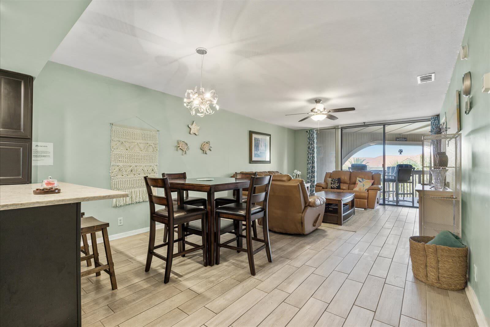 Condo, nhiều giường, ban công, quang cảnh biển (Ocean Hibiscus) | Nội thất