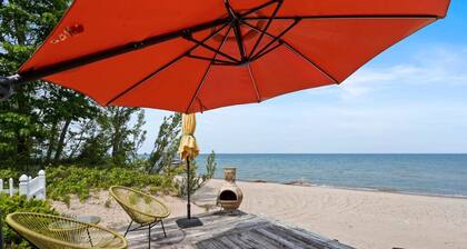 Serenity Shores Hideaway - Great Beach & Peaceful!