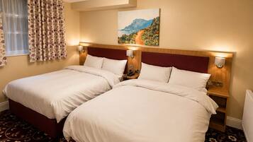 Executive Suite, 1 Bedroom | Iron/ironing board