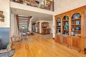 Maison, plusieurs lits, balcon, vue montagne | Intérieur