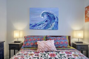 2 bedrooms, WiFi, bed sheets