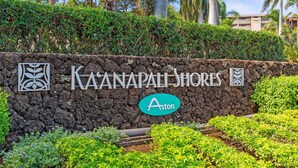 Property grounds - Pau Hana Hale (Lahaina)