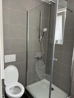 Hair dryer, bathrobes, slippers, towels - Modern service apartment (Recklinghausen)