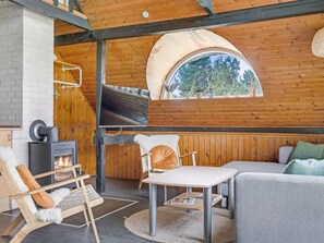 Televisie en een open haard