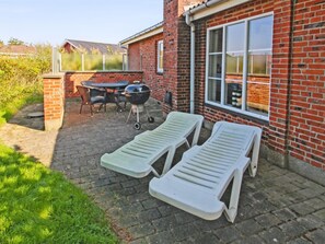 Outdoor dining - "Hendrine" - 500m from the sea by Interhome (Rømø)