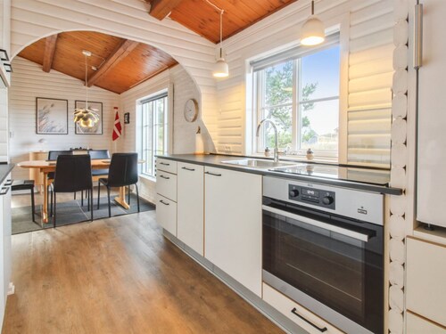 "Hendrine" - 500m from the sea by Interhome