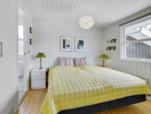 3 bedrooms, internet
