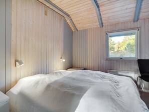 4 bedrooms, WiFi