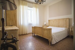 Escritorio y wifi gratis 