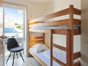 3 عدّة غرف نوم وخدمة الإنترنت