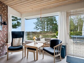 Tv och eldstad