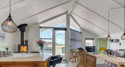 "Freek" - 400m from the sea by Interhome