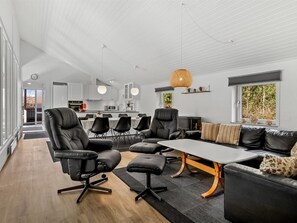 Tv, pejs, dvd-afspiller