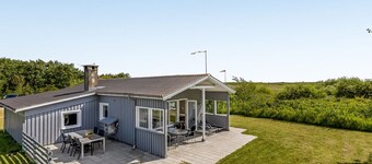 "Evalotte" - 600m from the sea by Interhome