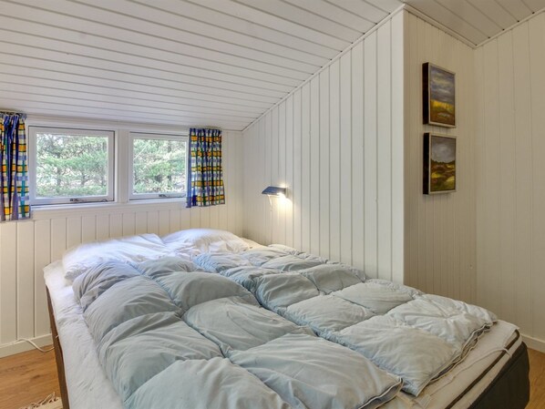 2 bedrooms, Internet
