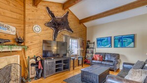 Unclassified image, 3 of 26, button - Pines 4048 (Pagosa Springs)