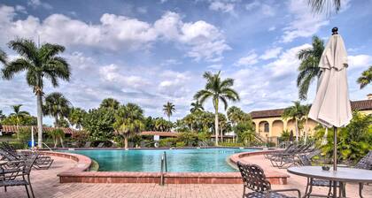 Naples Vacation Rental w/ Outdoor Community Pool!