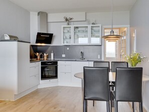 Fridge, dishwasher, cookware/dishes/utensils - "Edelina" - 50m from the sea by Interhome (Fanø)