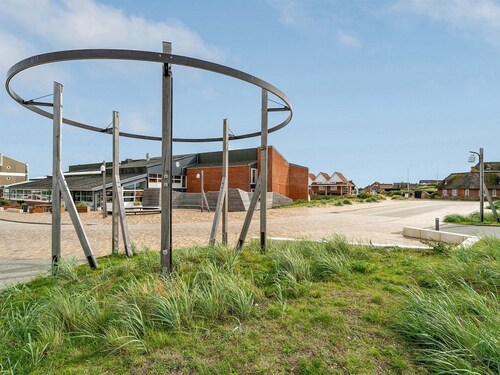"Iliane" - 100m from the sea by Interhome