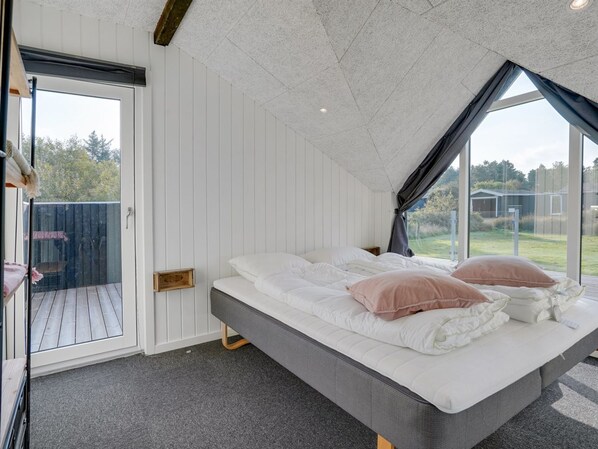 4 bedrooms, internet