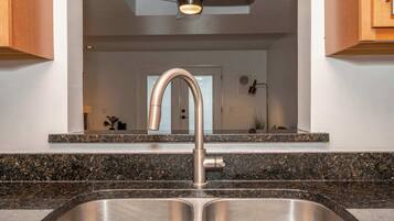 House, Multiple Beds, Balcony | Interior