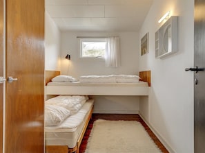 3 bedrooms, WiFi