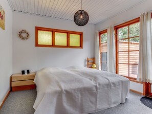 3 bedrooms, WiFi