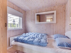 4 bedrooms, WiFi - "Annakarin" - 500m from the sea by Interhome (Vejers Strand)