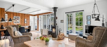 "Dines" - 1km from the sea by Interhome