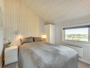 4 bedrooms, WiFi