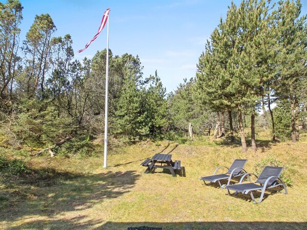 Property grounds - "Galathea" - 800m from the sea by Interhome (Vejers Strand)