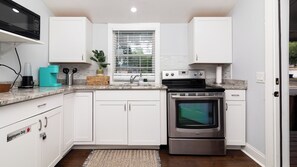 House, Multiple Beds, Kitchen | Private kitchen | Fridge, microwave, oven, stovetop - Seminole Heights Retreat (Tampa)