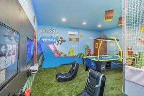 Interior - Seven Dwarfs Villa (Davenport)