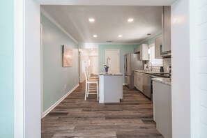 獨棟房屋, 廚房 | 私人廚房 | 電冰箱、微  波爐、烤箱、爐台