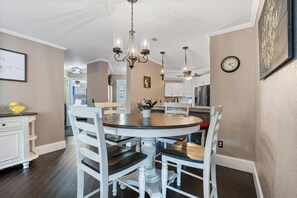 Condo, Multiple Beds, Pool Access, Mountain View (Shells Retreat ) | 2 bedrooms, individually decorated, individually furnished, bed sheets - Shells Retreat - Amenities for the Whole Family! (Branson)