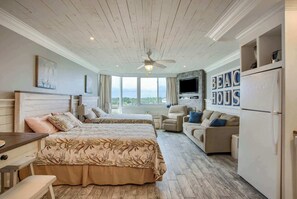 開放式套房, 2 張加大雙人床, 熱水浴缸, 花園景觀 | 獨特裝潢、布置獨特、免費無線上網