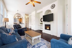 Condo, Multiple Beds, Balcony, Mountain View (Stone Cliff Relaxation) | Living area | 42-inch flat-screen TV with digital channels - Stone Cliff Relaxation w/ Resort Amenities! (Branson)