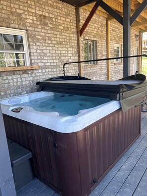Bain à remous extérieur