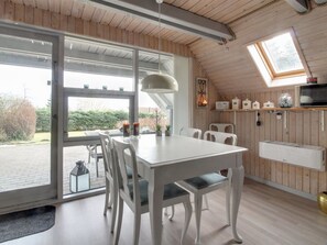 Dining - "Ellenor" - 300m to the fjord by Interhome (Højslev)