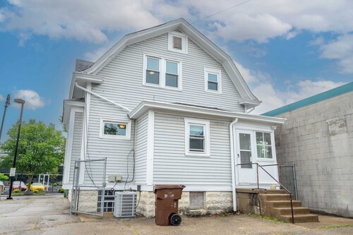 The Cincinnati Cottage